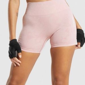 Gym shark camo pastel pink adapt seamless line